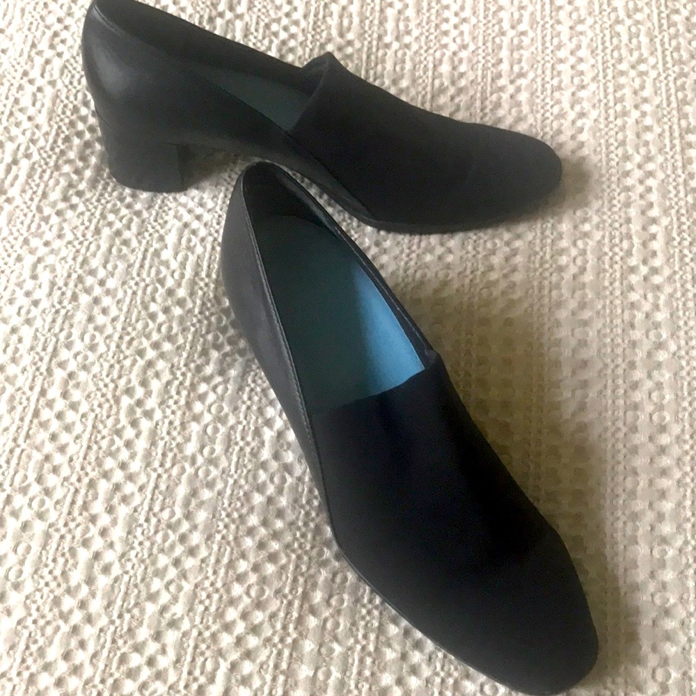 Munro 9N Slip On Fabric and Leather 2” Block Heel